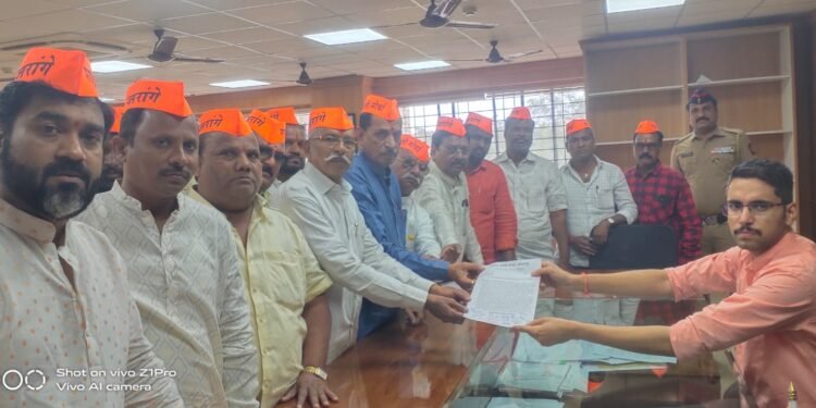 बीडचे पालकमंत्री देवेंद्र फडणवीस यांनी स्विकारल्यास वाल्मिक कराडची दहशत कमी होईल