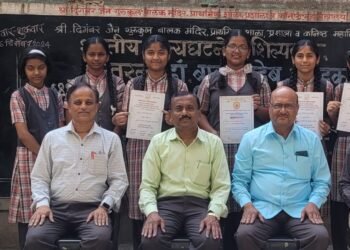 संस्कृत भारतीच्या विभागीय स्पर्धेसाठी जैन गुरुकुलच्या विद्यार्थिनींची निवड