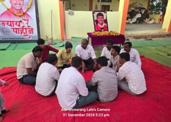 सरपंच देशमुख यांच्या न्यायासाठी शेकडो वकिलांची फौज उभी करणार..!