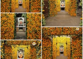 Photo: नववर्षाच्या स्वागतासाठी श्री विठ्ठल रुक्मिणी मंदिरात फळांची विलोभनीय आरास..! पहा..