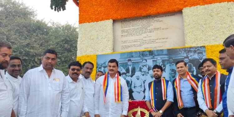 Bhima koregaon : ऐतिहासिक विजय स्तंभास मंत्री भरणे, बनसोडे, चंदनशिवे, पुजारी यांची मानवंदना