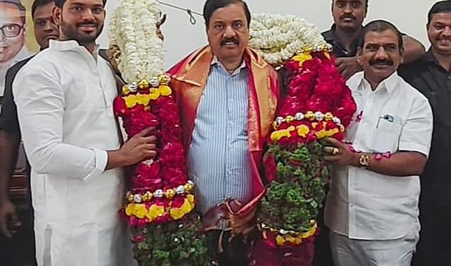 ईच्छा भगवंताची परिवाराकडून प्रदेशाध्यक्ष सुनील तटकरेंचा विशेष सत्कार