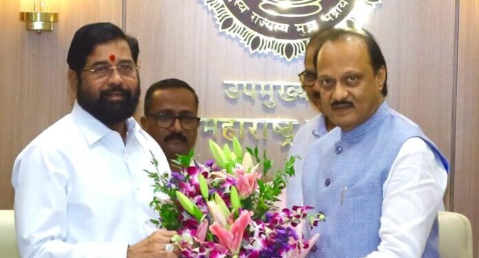 ‘महादजी शिंदे राष्ट्र गौरव पुरस्कार’ जाहीर झाल्याबद्दल उपमुख्यमंत्री एकनाथ शिंदे यांचे उपमुख्यमंत्री अजित पवार यांच्याकडून अभिनंदन