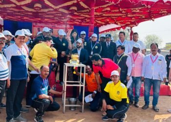 जिल्हा परिषद अधिकारी व कर्मचारी क्रीडा स्पर्धांना उत्साहात सुरूवात …!