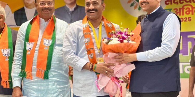 आमदार सचिन कल्याणशेट्टी यांचे मुख्यमंत्र्यांकडून कौतुक