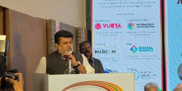 सांगलीत विविध नवीन उद्योग आणण्यासाठी प्रयत्नशील