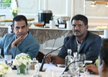 राज्यातील खनिज संपत्तीचे प्रभावी व्यवस्थापन करावे