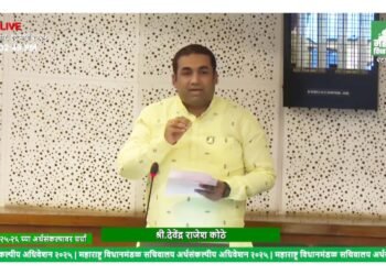 जड वाहतुकीसाठी रिंग रोड, ४० हजार घरकुले अन् समतोल धान्य वितरणाची आमदार देवेंद्र कोठे यांची विधानसभेत मागणी