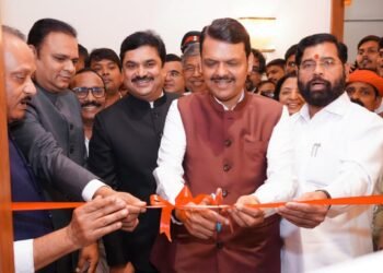 मुख्यमंत्र्यांच्या हस्ते विधानपरिषद सभापती यांच्या दालनाचे उद्घाटन