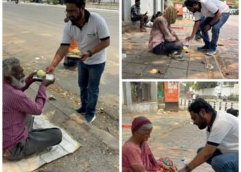 ‘साकव’ने निराधार व बेघरांसोबत पाडवा साजरा करत उभारली सुखाची गुढी…