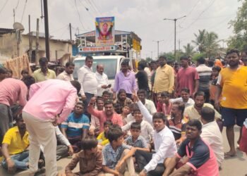 सोलापुरातील धक्कादायक घटना दूषित पाणी पिल्याने दोन शाळकरी मुलींचा मृत्यु एक अत्यवस्थ