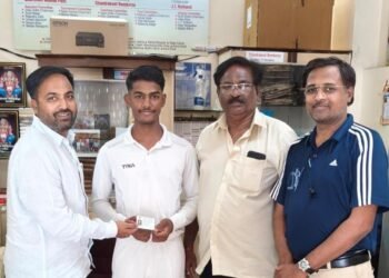 सोलापूर जिल्हा क्रिकेट असोसिएशन चे वतीने खेळाडूंसाठी स्मार्ट कार्ड