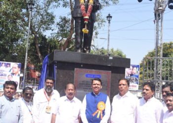 डॉ. बाबासाहेब आंबेडकरांच्या विचारातूनच मुंबईसह संयुक्त महाराष्ट्राची निर्मिती  – मुख्यमंत्री देवेंद्र फडणवीस