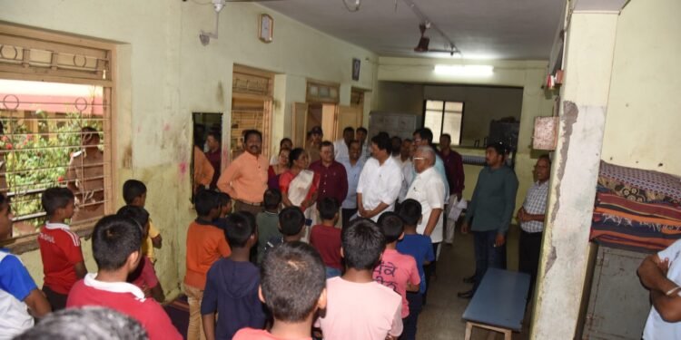 शासन बालकल्याण संकुल संस्थेच्या पाठिशी