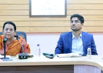 भूकंपग्रस्त गावांतील वनीकरणाची उपसभापती डॉ. नीलम गोऱ्हे यांच्याकडून प्रशंसा