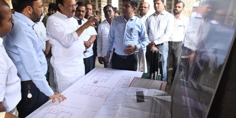 शेतकऱ्यांना आवश्यक सोयी-सुविधा उपलब्ध करुन द्याव्यात