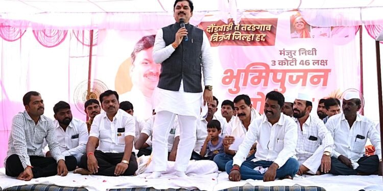 ग्रामीण रस्त्यांची कामे दर्जेदार, गुणवत्तापूर्ण करा