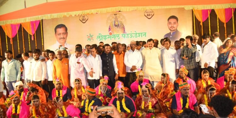 धाराशिव | लोकमंगलच्या सामूहिक विवाह सोहळ्यात 23 जोडपे विवाहबद्ध..