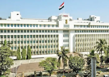 लाखाहून अधिक लोकसंख्या असलेल्या शहरांमध्ये ‘बाईक टॅक्सी’ धावणार