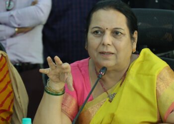 काश्मीरमधील दहशतवादी हल्ल्यासंदर्भात उपसभापती डॉ. नीलम गोऱ्हे यांची तीव्र प्रतिक्रिया; अडकलेल्या पर्यटकांच्या मदतीसाठी तात्काळ पुढाकार