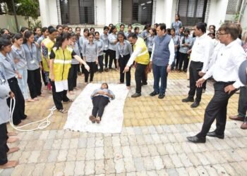 सीमेवरील तणावाच्या पार्श्वभूमीवर ‘आयटीआयच्या’ हजारो विद्यार्थ्यांना आपत्ती व्यवस्थापनाचे धडे