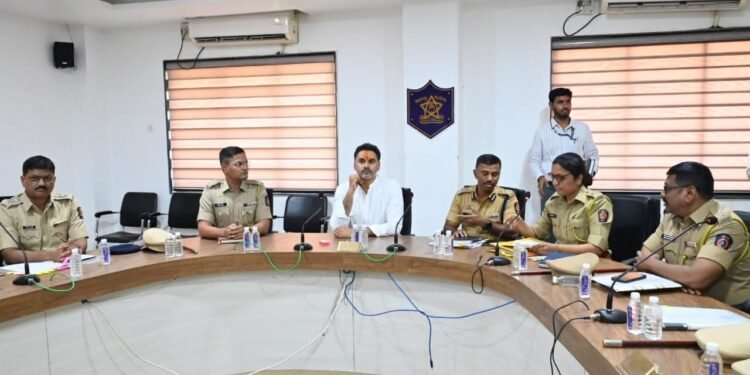 मटका, डान्सबार, गुटखा विक्री व सायबर गुन्ह्यांवर लक्ष केंद्रित; पोलिसांना कठोर पावलं उचलण्याचे निर्देश