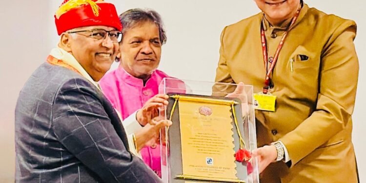 कौतुकास्पद! किशोर चंडक बनले ‘फिला रत्न’..! वाचा.. सविस्तर..!