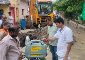 शहरात प्रथमच इंडोस्कॉपी कॅमेराने तपासणी; विडी घरकुल परिसरात दूषित पाण्याचे गंभीर कारण उघड