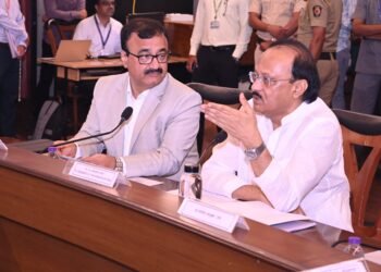 उपमुख्यमंत्री अजित पवार यांनी घेतला पुणे विभागातील कोविड-१९ परिस्थितीचा आढावा