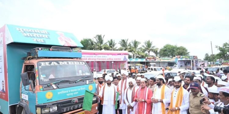 भक्ती विठोबाची, सेवा आरोग्याची’ | सार्वजनिक आरोग्य विभागाची ९ लाखांहून अधिक वारकऱ्यांना आरोग्य सेवा