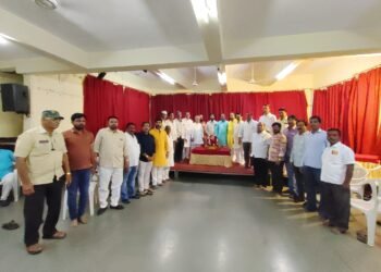 हकालपट्टी! मराठा क्रांती मोर्चाचा माजी महापौर मनोहर सपाटे यांच्या विरोधात एल्गार..! Live