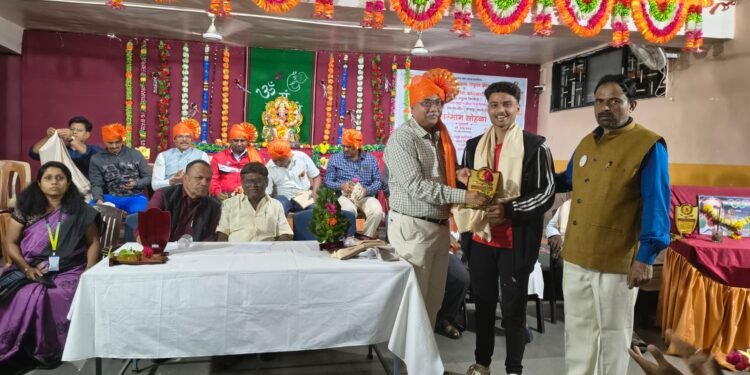 क्रीडा दिनानिमित्त सोलापूरमध्ये राष्ट्रीय-आंतरराष्ट्रीय खेळाडू व मार्गदर्शकांचा गौरव