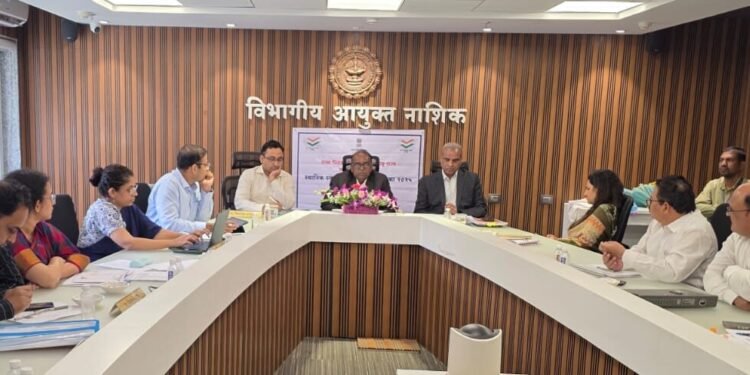 मुख्यमंत्री देवेंद्र फडणवीस, उद्योग मंत्री डॉ. उदय सामंत यांच्या उपस्थितीत १७ सामंजस्य करार