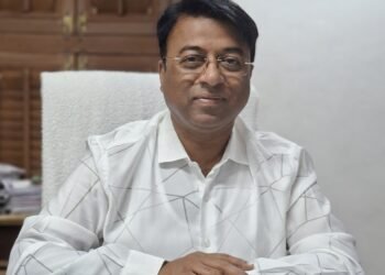 ब्रेकिंग | सोलापूर महापालिका  अतिरिक्त आयुक्त रवी पवार यांची बदली..