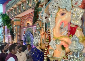 श्री गणेश सर्वांना सन्मार्गाने चालण्याची प्रेरणा देवो; सर्वांच्या मनोकामना पूर्ण व्हाव्यात