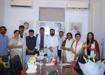 भारतीय विदेश सेवेतील अधिकाऱ्यांनी घेतली उपमुख्यमंत्री एकनाथ शिंदे यांची भेट