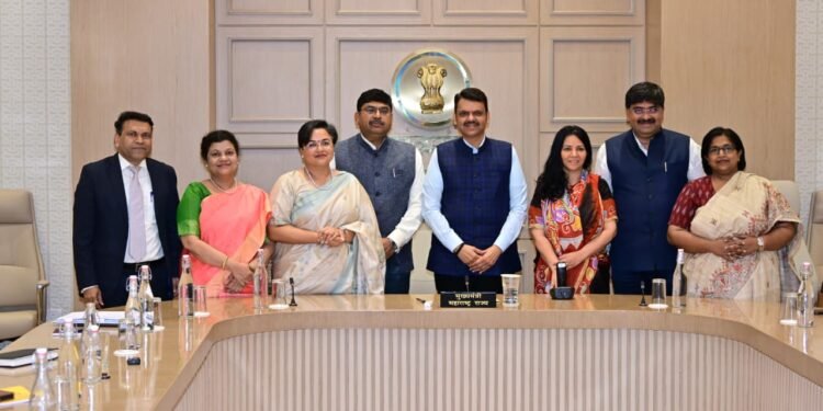 महाराष्ट्राला जागतिक गुंतवणुकीचे केंद्र बनविण्याचा संकल्प