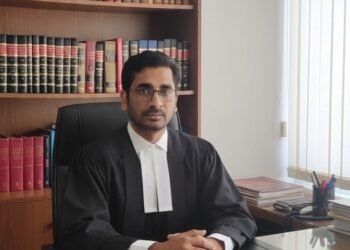 मंगरूळ ग्रामपंचायतीतील अविश्वास ठरावावर उच्च न्यायालयाचा आघात