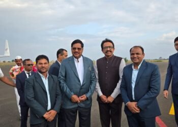 सोलापूर बार असोसिएशनतर्फे सरन्यायाधीश भूषण गवई यांचा सत्कार..! सरन्यायाधीश म्हणाले..!