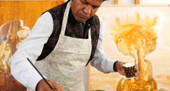 वाळूशिल्पकार सुदर्शन पटनायक यांच्या प्रदर्शनाचे सांस्कृतिक कार्यमंत्र्यांच्या हस्ते  उद्घाटन