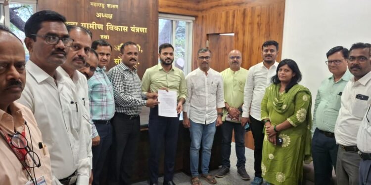 Zp | गटविकास सेवा अधिकाऱ्यांचे सामूहिक रजा आंदोलन सुरू..