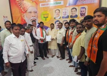 प्रभाग १३ | श्रीकांत वाडेकर यांचा उमेदवारी अर्ज दाखल