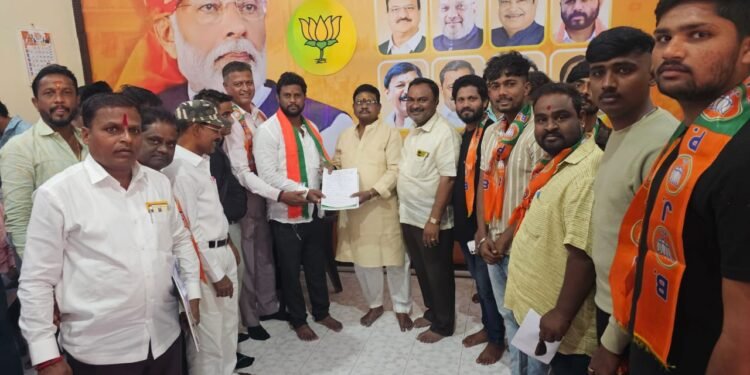 प्रभाग १३ | श्रीकांत वाडेकर यांचा उमेदवारी अर्ज दाखल