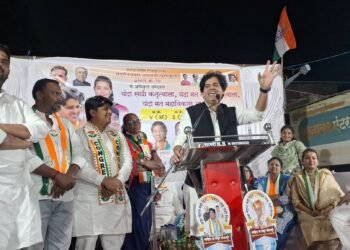 “शेरो-शायरीच्या तोफेतून सत्ताधाऱ्यांवर घणाघात! खासदार इम्रान प्रतापगडींचे जोरदार आवाहन”