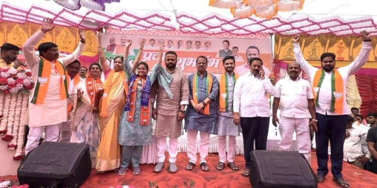 प्रभाग ६ मध्ये ‘विकासगंगा’ आणण्याचा शब्द; देगावमध्ये भाजप प्रचाराचा नारळ, विजयी सभेचा जल्लोष!