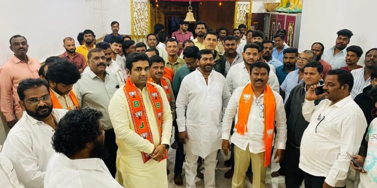 आमदार  कोठेंची खेळी सफल! घोडके गट भाजपच्या मैदानात; विरोधक बॅकफूटवर