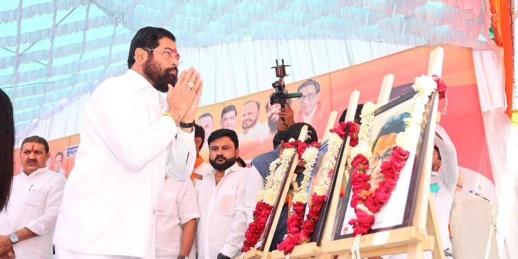 कायापालट करायचा असेल तर धनुष्यबाणालाच मत द्या – शिवसेनेचे आवाहन