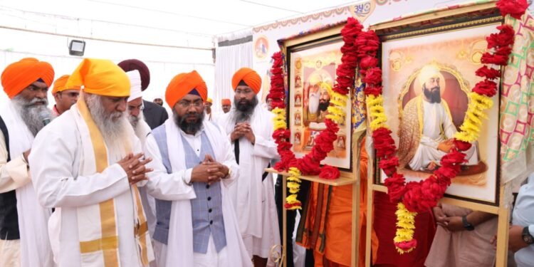 हिंद-दी-चादर’ श्री गुरु तेग बहादुर साहिबजी३५० व्या शहीदी समागम वर्षानिमित्त आरंभता की अरदास कार्यक्रम नांदेड येथे संपन्न