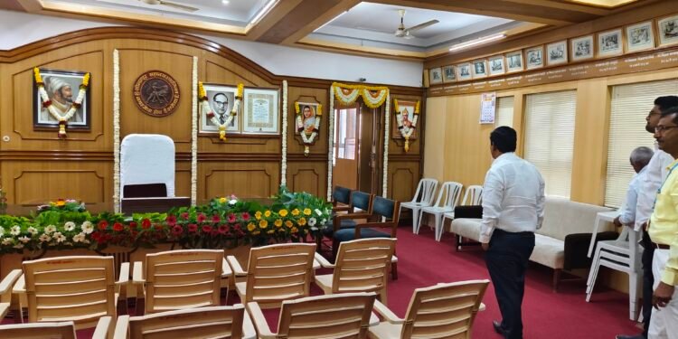 चार वर्षांच्या प्रशासकीय राजवटीनंतर महापालिकेत लोकशाहीचा श्वास; विशेष सभेसाठी तयारी पूर्ण”