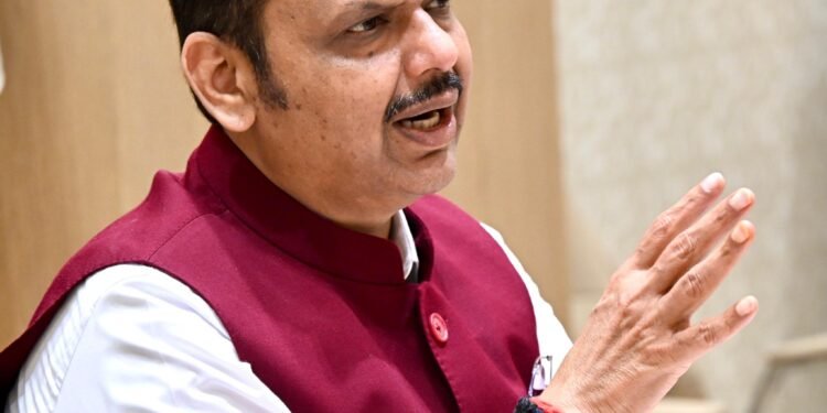 भविष्यासाठी हिरवा वारसा! ३०० कोटी वृक्ष लागवडीचा निर्धार – मुख्यमंत्री फडणवीस